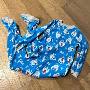 Carters Sz 8 Pajamas Footie Onesie Christmas Yeti Little Boy